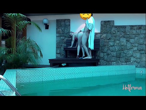 ❤️ Kāhea ʻo Boss i ke kaikamahine i ka loko wai, akā ʻaʻole hiki iā ia ke pale i ka wela ❤ Sluts ma haw.123sex.ru ﹏