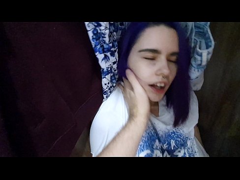 ❤️ Loaʻa i koʻu kaikuahine i loko o ke keʻena kīʻaha a kōkua iā ia e ʻimi ❤ Sluts ma haw.123sex.ru ﹏